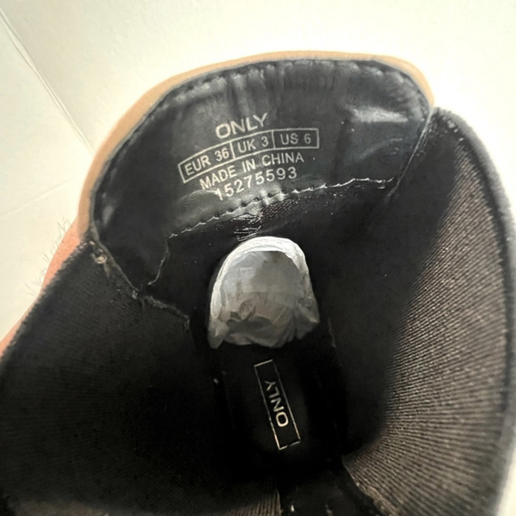 NIB - Only, Women's Doja Chunky Chelsea Boots - Beige. Size: 36 (EU) - Picture 9 of 16